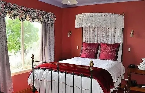 Country house Killynaught Spa Cottages Boat Harbour Australia